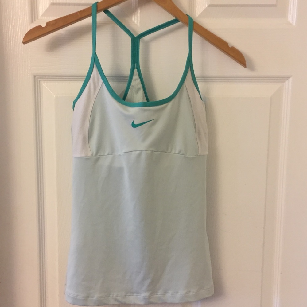 Nike | Racerback Dri-Fit Tank Top Built-in Bra | S